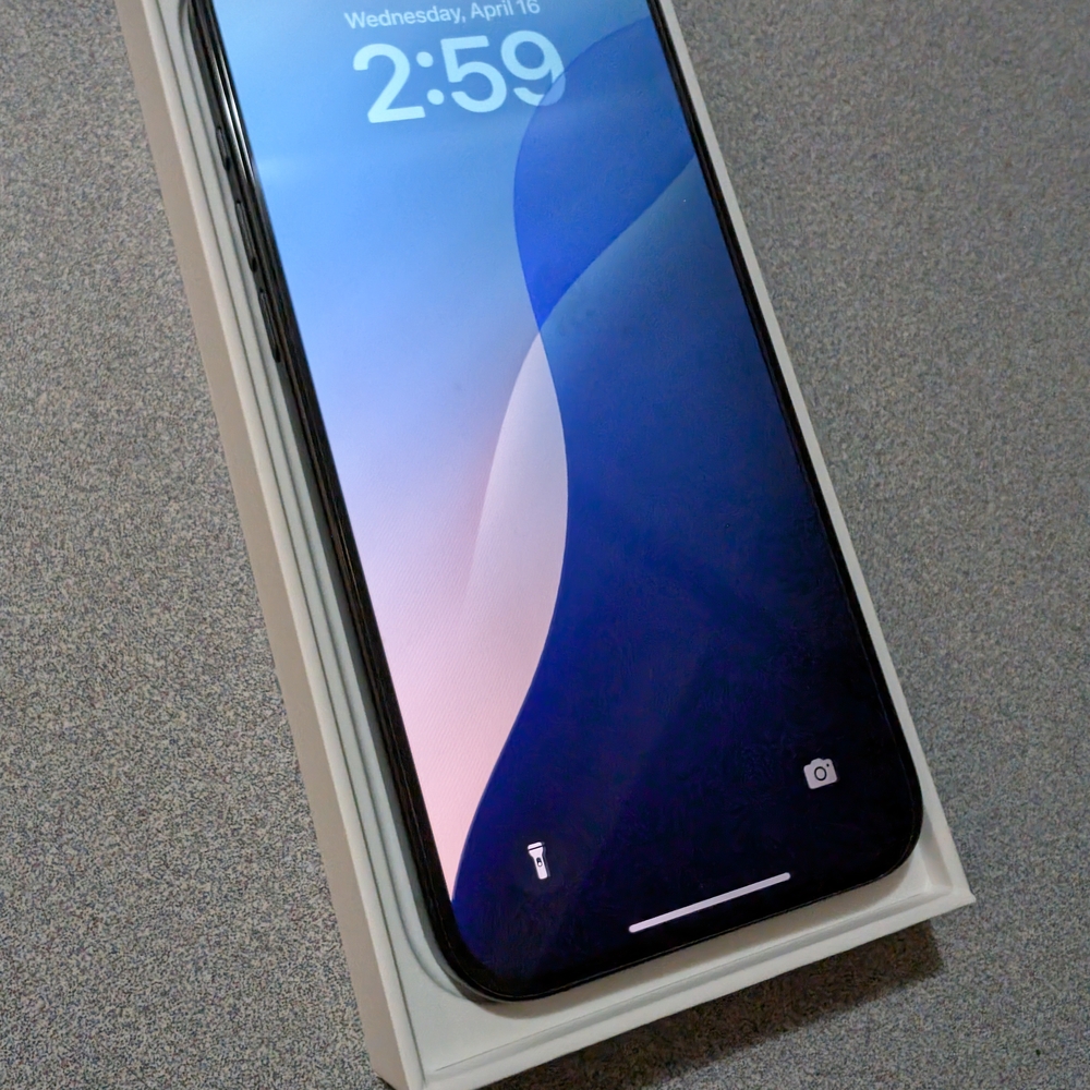 Apple iPhone 16 Plus With Case. - Picture 5 of 5